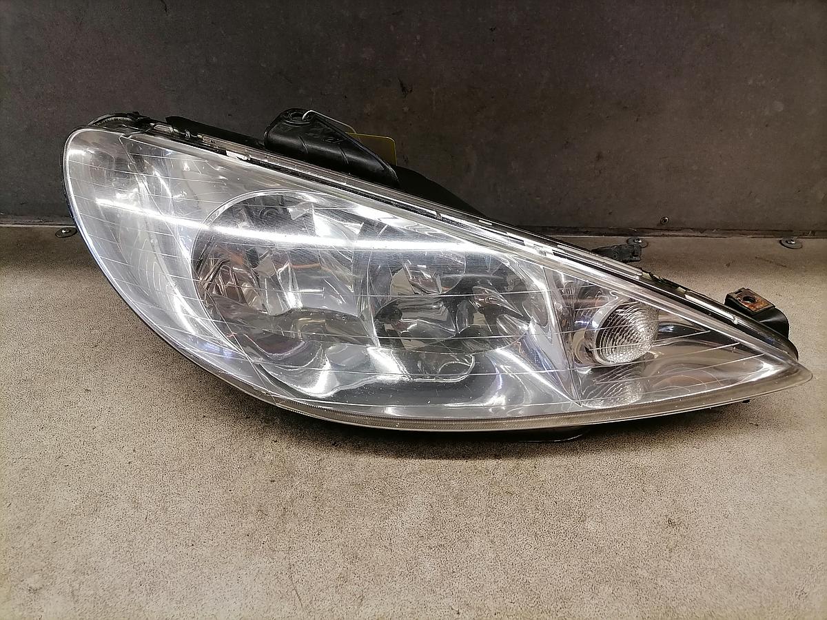 Peugeot 206 Scheinwerfer vorn rechts Lampe Facelift 9628666780 BJ03-09